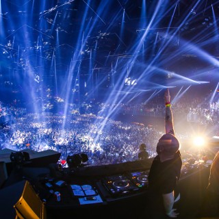 Reverze - Illumination | Official 2015 Pictures