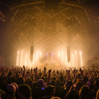 Reverze - Illumination | Official 2015 Pictures