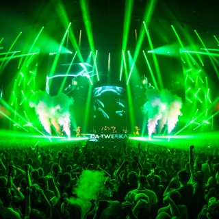 Reverze - Wake of the Warrior by Rossumedia